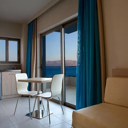Nautilus Bay 3*